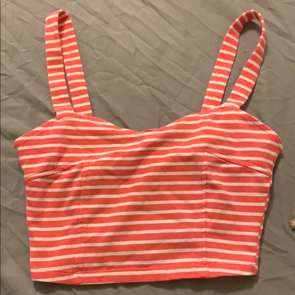 Small Women’s Forever 21 Crop Top